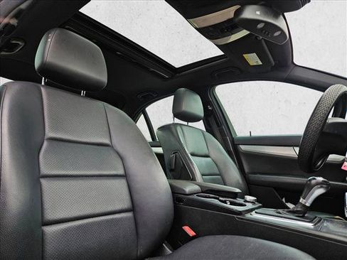 Used 2014 Mercedes-Benz C 250 Sedan image 18