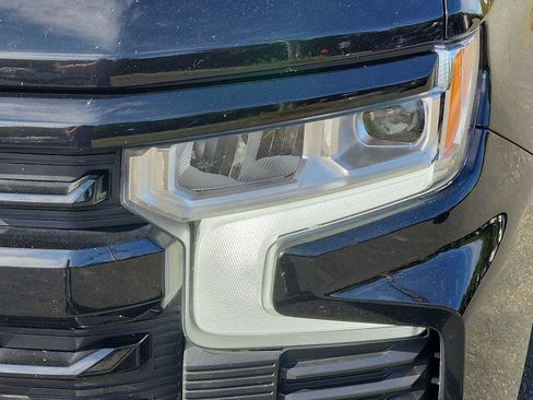 Used 2023 Chevrolet Silverado 1500 RST w/ Convenience Package II image 9