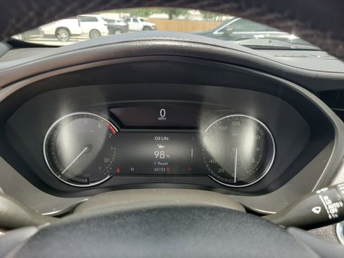 Used 2020 Cadillac XT4 Premium Luxury w/ Driver Awareness Package FWD image 30