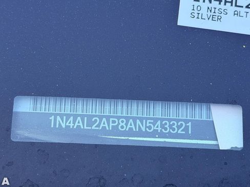 Used 2010 Nissan Altima 2.5 S FWD image 13