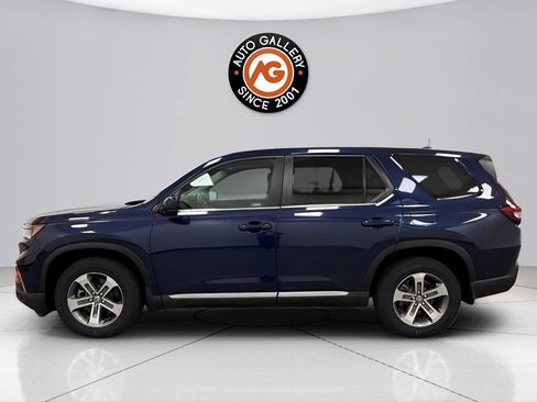 Used 2023 Honda Pilot EX-L image 7