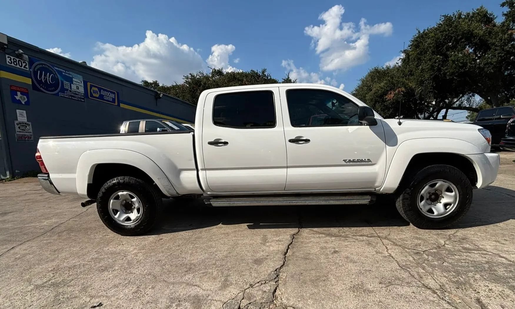Used 2005 Toyota Tacoma PreRunner w/ SR5 Pkg #3 RWD image 8