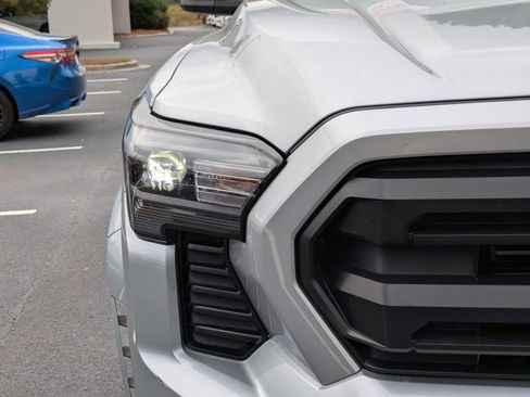 Used 2024 Toyota Tacoma SR5 image 10