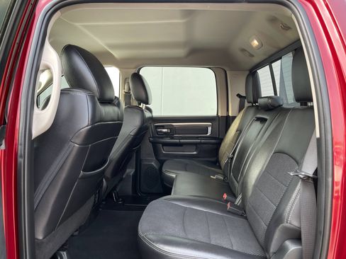 Used 2018 RAM 2500 Big Horn w/ Sport Appearance Group AWD/4WD image 27