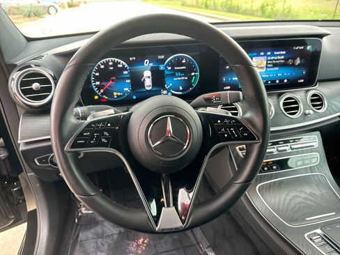 Used 2022 Mercedes-Benz E 350 Sedan image 27