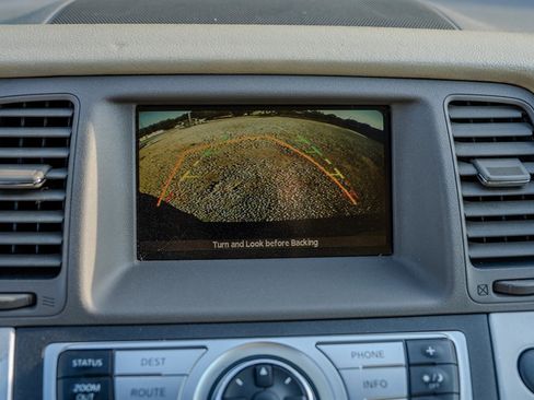 Used 2010 Nissan Murano LE w/ Navigation Pkg FWD image 21