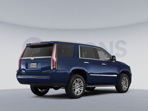 Used 2019 Cadillac Escalade Luxury AWD/4WD image 4