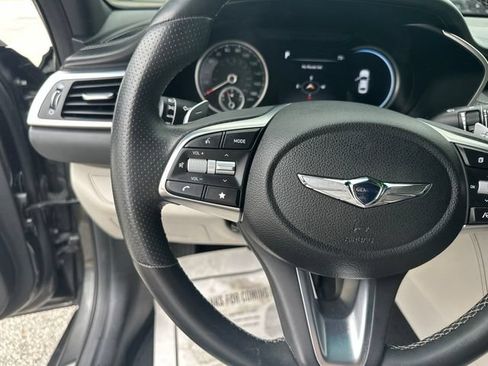 Used 2023 Genesis G70 2.0T RWD image 19