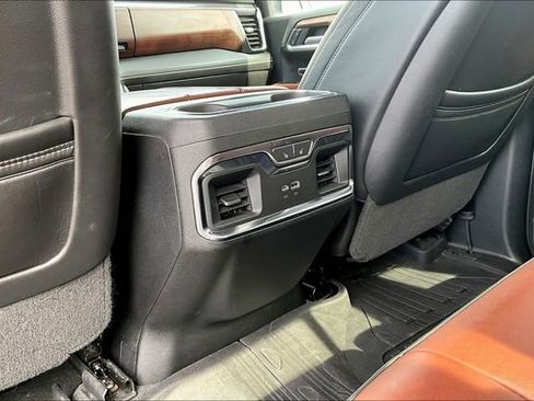 Used 2023 GMC Sierra 1500 Denali Ultimate AWD/4WD image 11