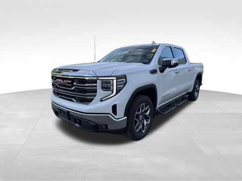 Used 2022 GMC Sierra 1500 SLT w/ SLT Convenience Package AWD/4WD image 7