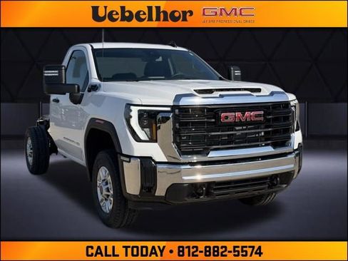 New 2026 GMC Sierra 2500 Pro w/ Convenience Package AWD/4WD image 1