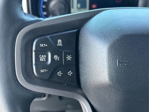 Used 2024 Ford Bronco Badlands image 13