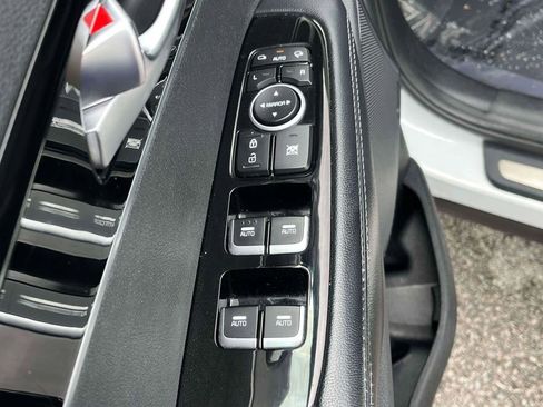 Used 2018 Kia Sorento SX FWD image 17
