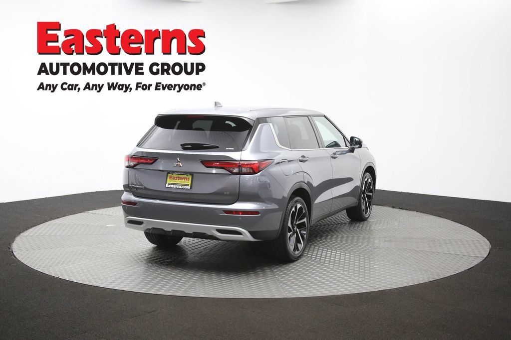 Used 2024 Mitsubishi Outlander SE AWD/4WD image 42