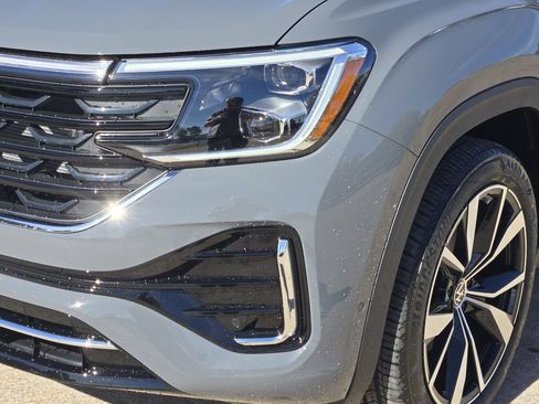 New 2026 Volkswagen Atlas SEL Premium R-Line image 6