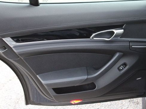 Used 2016 Porsche Panamera Edition image 20