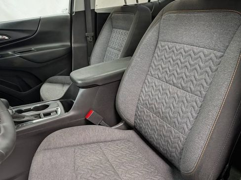 Certified 2023 Chevrolet Equinox LT FWD image 10