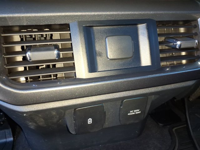 Used 2023 Ford F150 Lariat AWD/4WD image 20