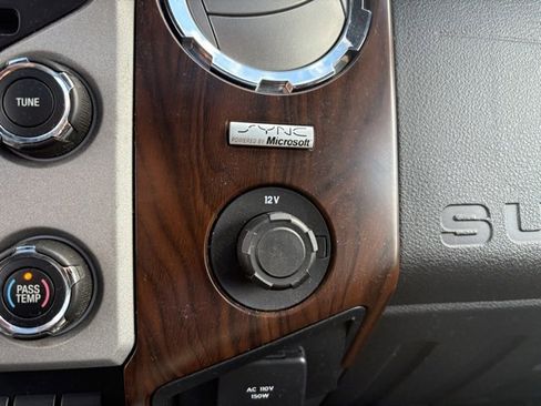 Used 2013 Ford F350 Lariat w/ Lariat Ultimate Pkg image 21