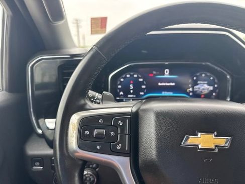 Used 2024 Chevrolet Silverado 1500 LTZ AWD/4WD image 17