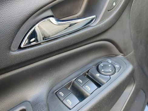 Used 2022 Chevrolet Equinox LT image 27