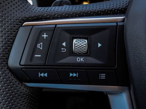 Used 2025 Mitsubishi Outlander SE AWD/4WD image 25