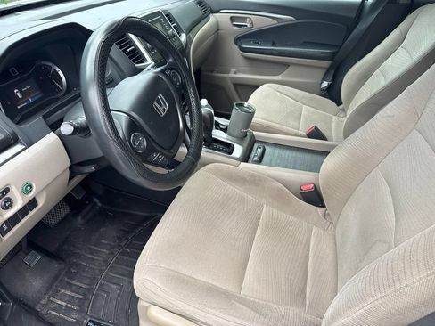 Used 2016 Honda Pilot LX image 3