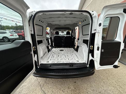 Used 2015 RAM ProMaster City Tradesman FWD image 17