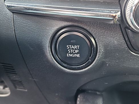 Used 2023 MAZDA MAZDA3 s image 15