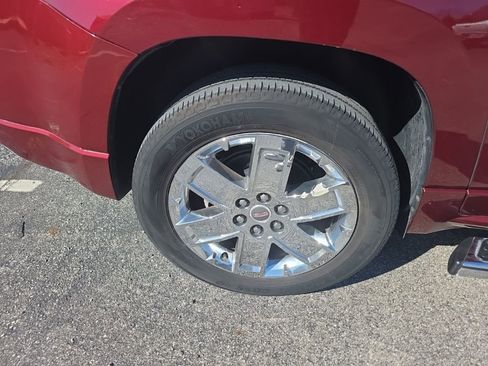 Used 2015 GMC Acadia Denali image 21