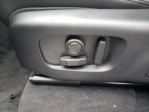 New 2026 Land Rover Range Rover Velar Dynamic SE image 19