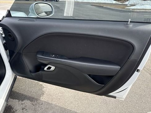 Used 2022 Dodge Challenger GT image 16