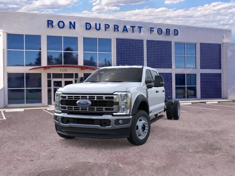 New 2026 Ford F550 4x4 Crew Cab image 3
