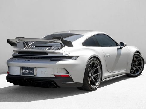 Used 2022 Porsche 911 GT3 RWD image 3