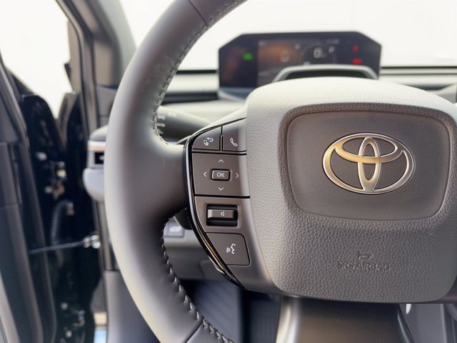 New 2026 Toyota C-HR AWD/4WD image 18