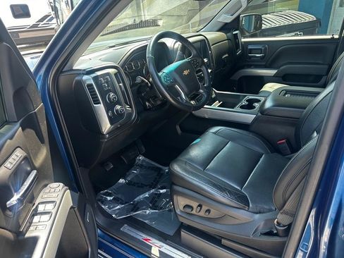 Used 2018 Chevrolet Silverado 1500 LTZ Z71 w/ LTZ Plus Package AWD/4WD image 10