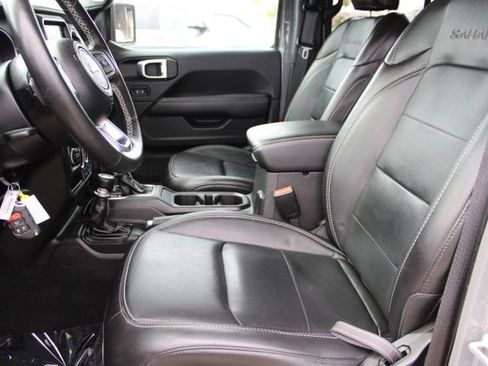 Used 2023 Jeep Wrangler Unlimited Sahara w/ Cold Weather Group AWD/4WD image 38