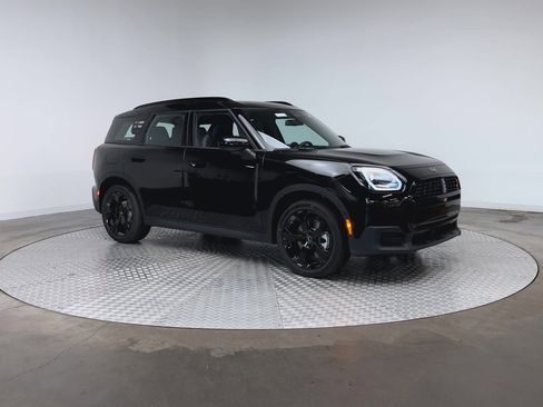 Used 2025 MINI Cooper Countryman S image 6