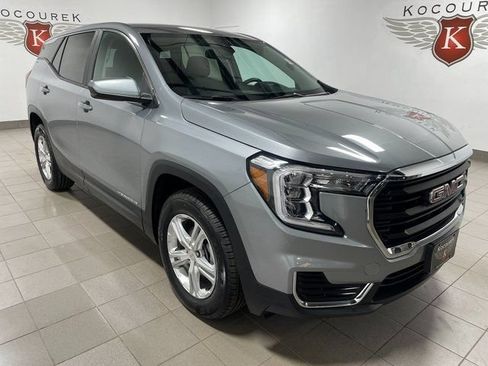 Used 2024 GMC Terrain SLE AWD/4WD image 1