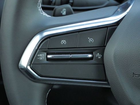 New 2026 Chevrolet Equinox EV LT image 23