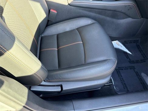 Used 2020 Nissan Altima 2.5 SR w/ Premium Package image 10