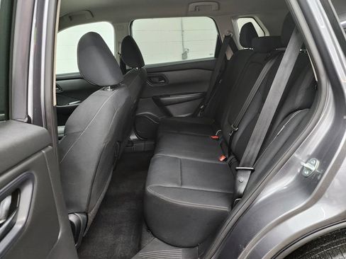 Used 2024 Nissan Rogue S FWD image 24