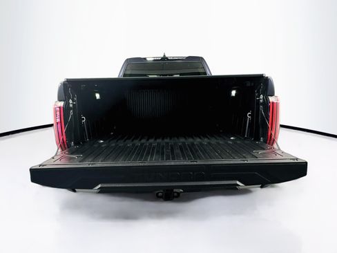 Used 2024 Toyota Tundra Limited AWD/4WD image 30