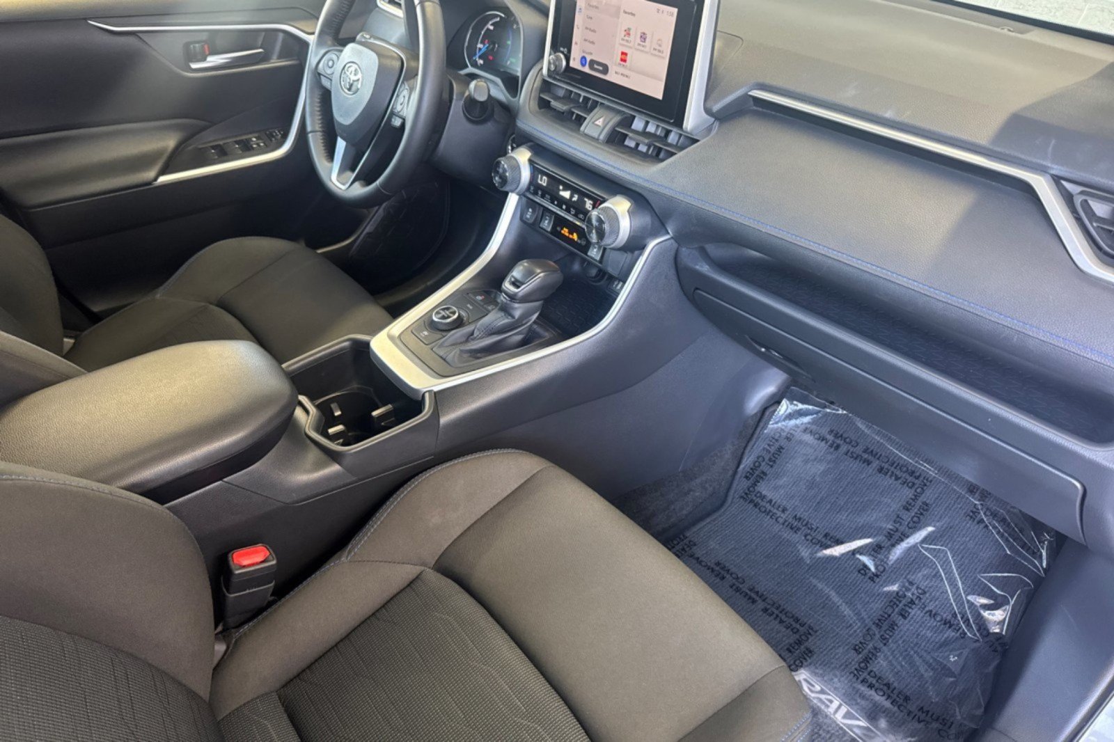 Certified 2025 Toyota RAV4 SE w/ Convenience Package AWD/4WD image 15