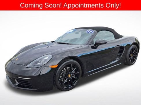 Used 2019 Porsche 718 Boxster RWD image 1