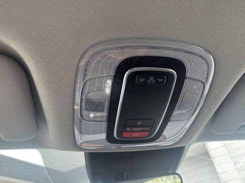 Used 2023 Hyundai Elantra SEL w/ Convenience Package FWD image 21
