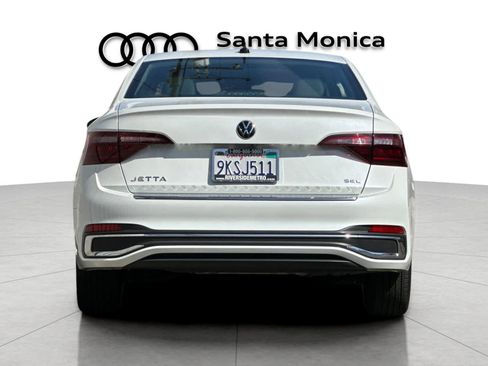 Used 2024 Volkswagen Jetta SEL FWD image 7
