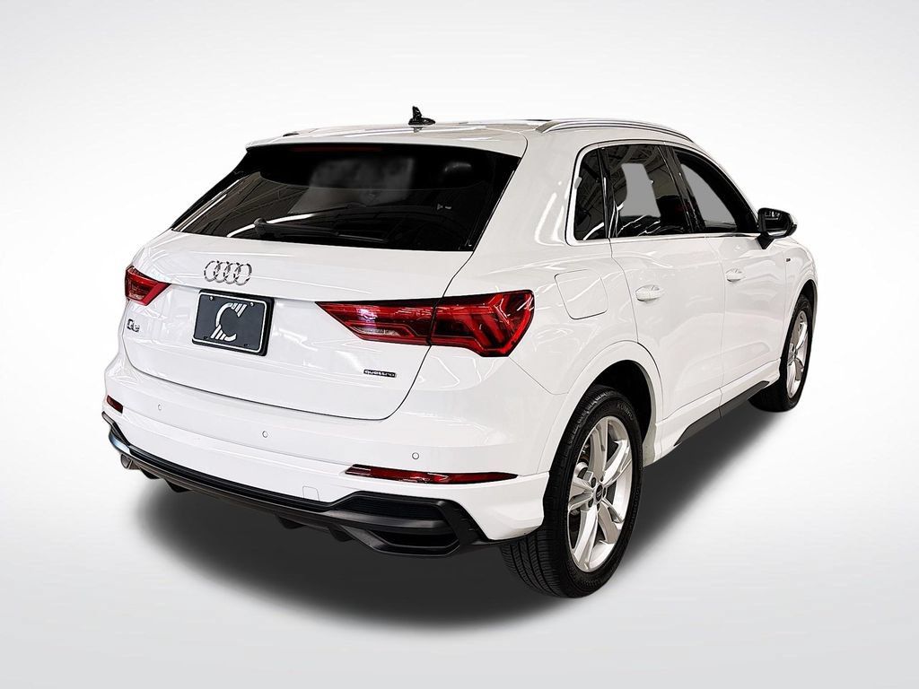 Certified 2022 Audi Q3 2.0T Premium Plus AWD/4WD image 5