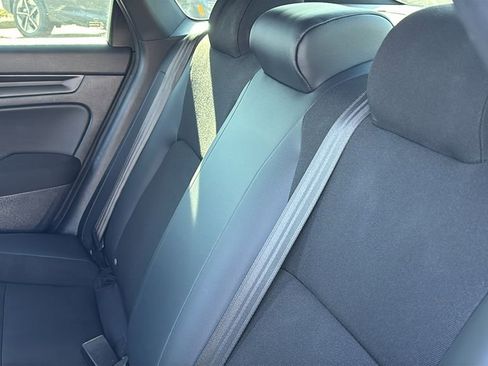 Used 2023 Honda Civic Sport image 31