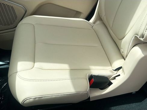 New 2026 Jeep Grand Cherokee L Limited RWD image 28
